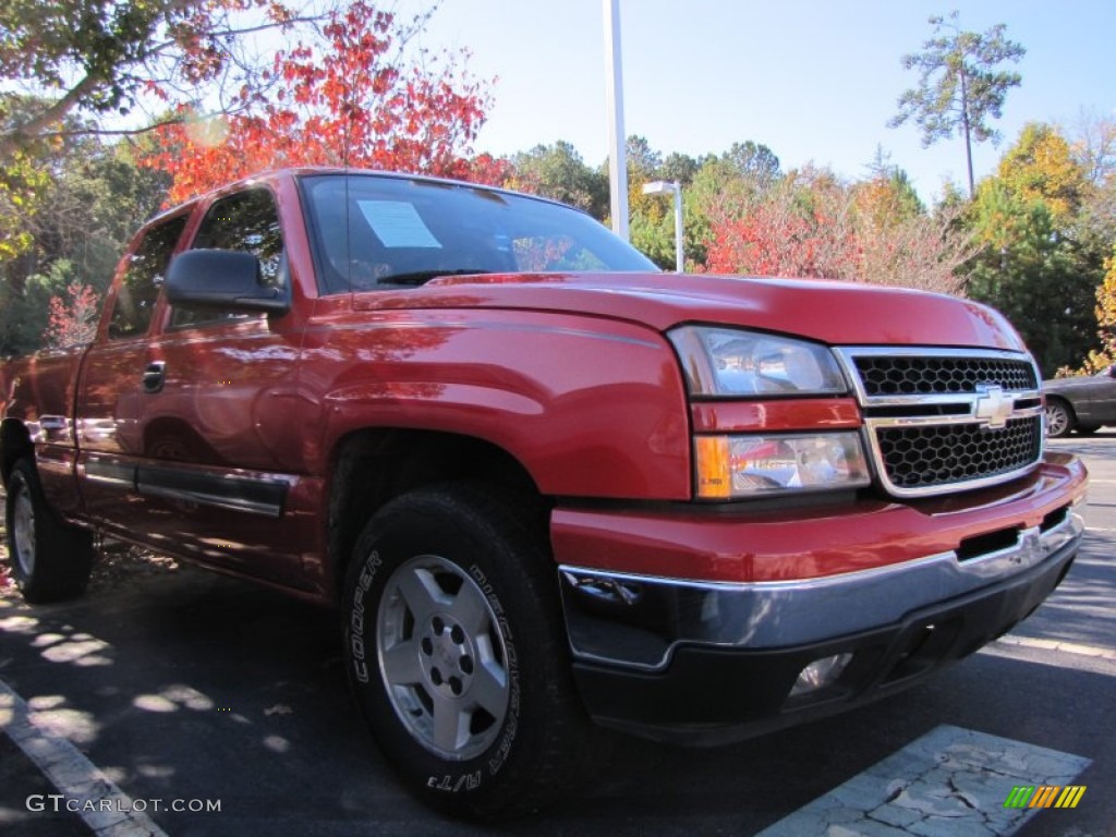 2006 Silverado 1500 LS Extended Cab - Victory Red / Dark Charcoal photo #4