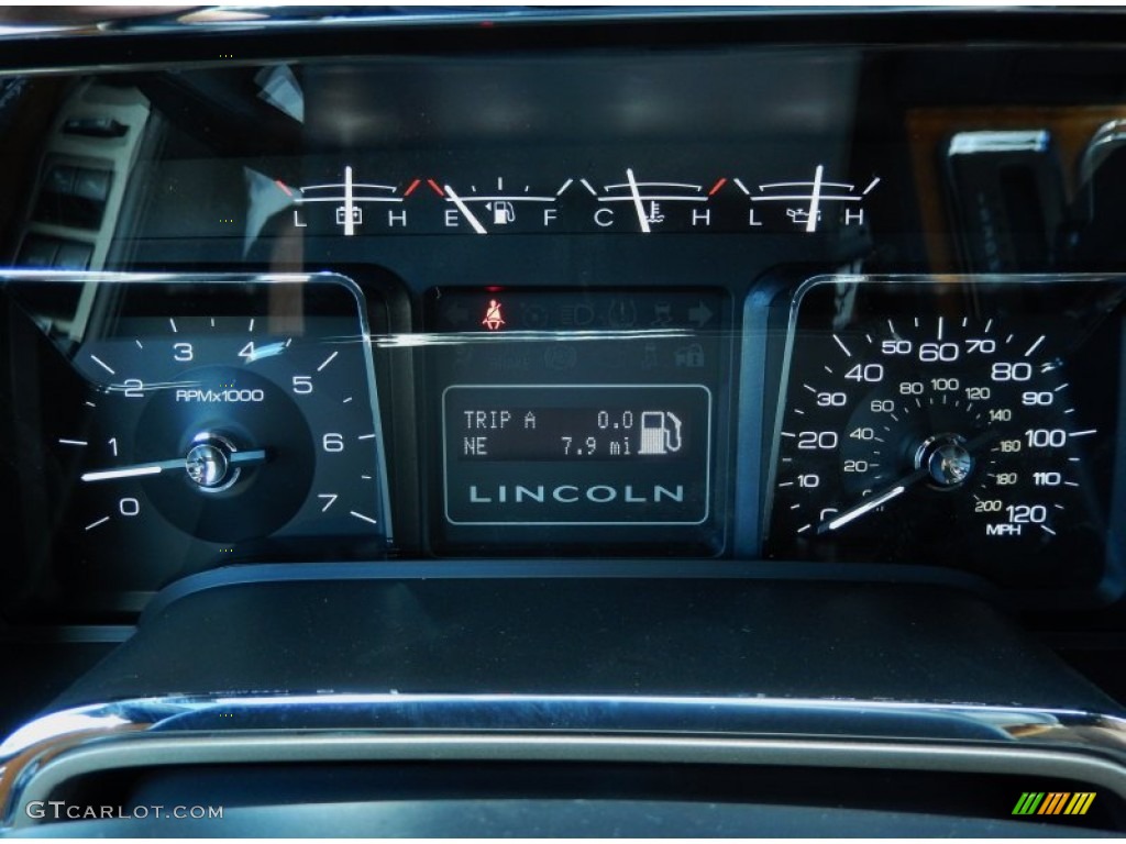 2014 Lincoln Navigator 4x2 Gauges Photo #87735486