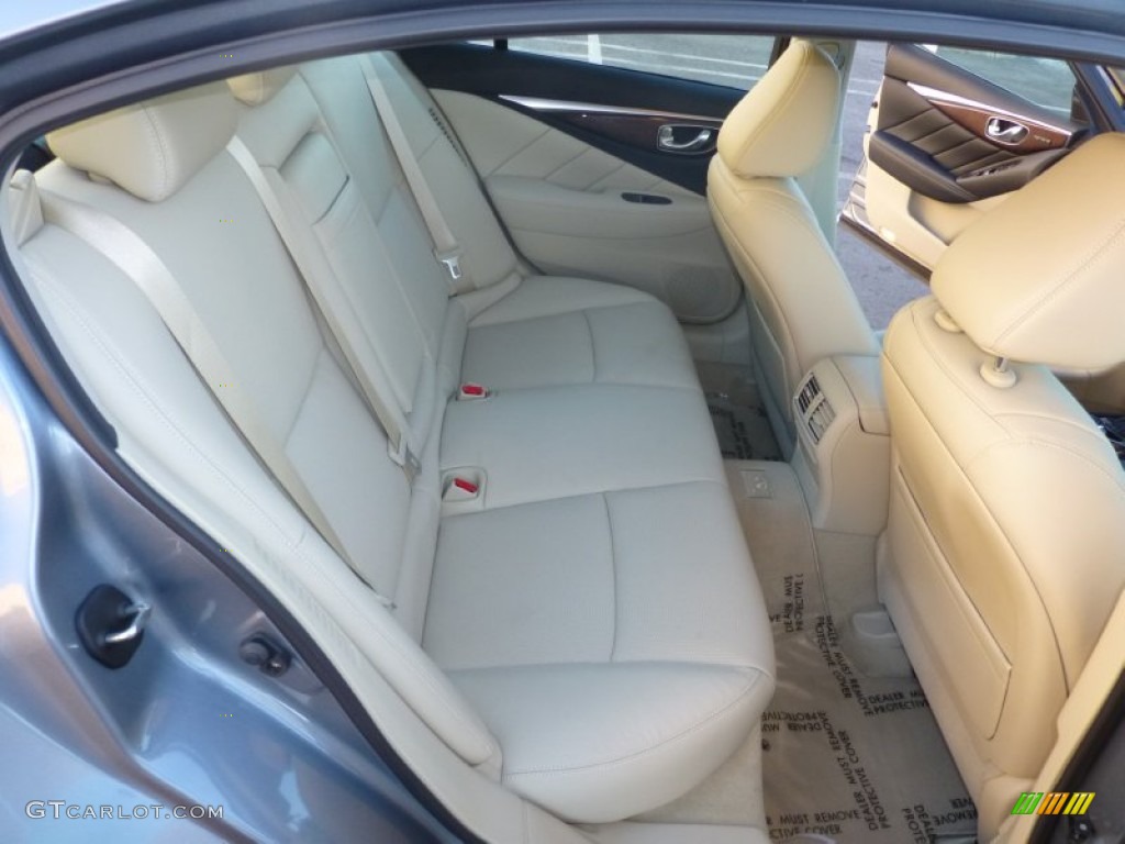 2014 Infiniti Q 50 Hybrid Premium Rear Seat Photo #87735546