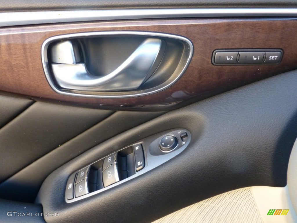 2014 Infiniti Q 50 Hybrid Premium Controls Photo #87735690