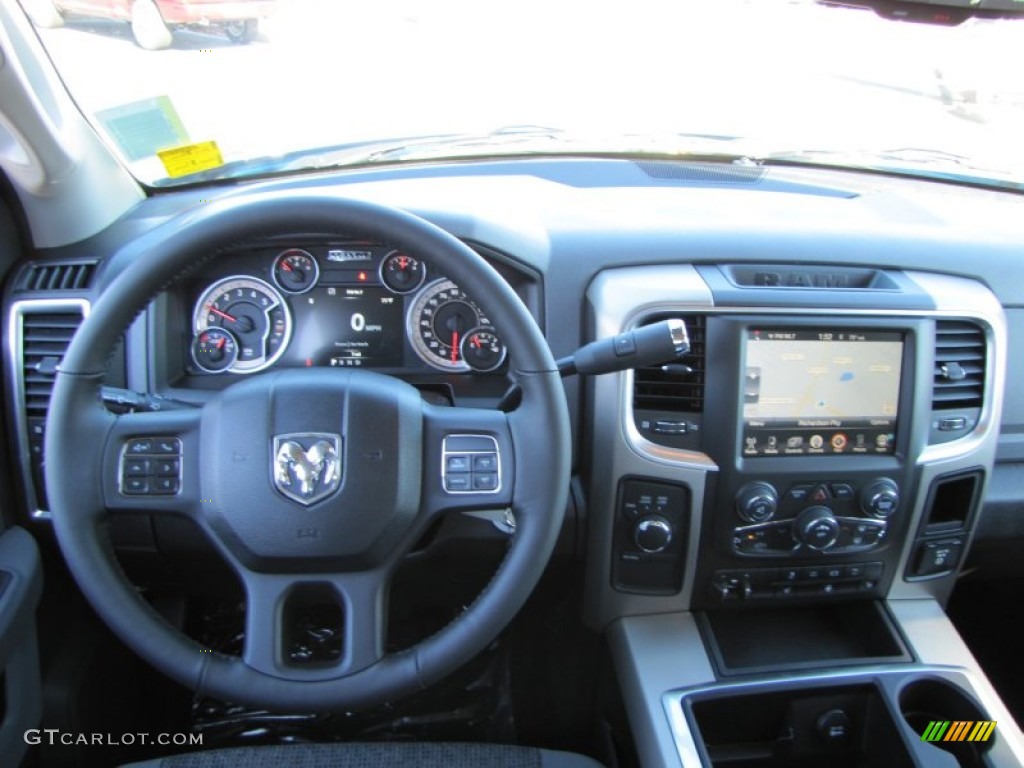 2014 2500 Big Horn Crew Cab 4x4 - True Blue Pearl Coat / Black/Diesel Gray photo #9