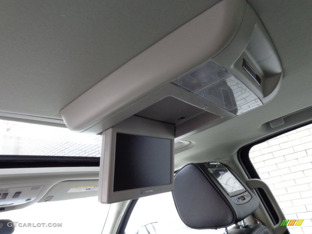 2014 Cadillac Escalade ESV Platinum AWD Entertainment System Photo #87748048