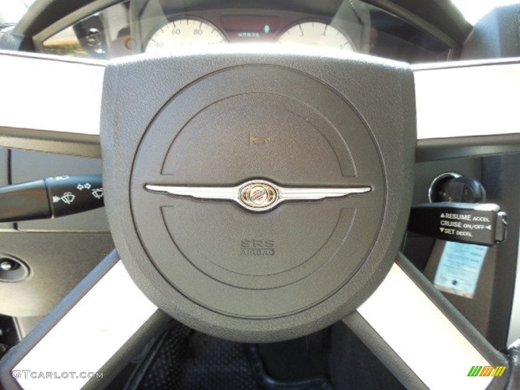 2010 300 Touring - Black / Dark Slate Gray photo #21