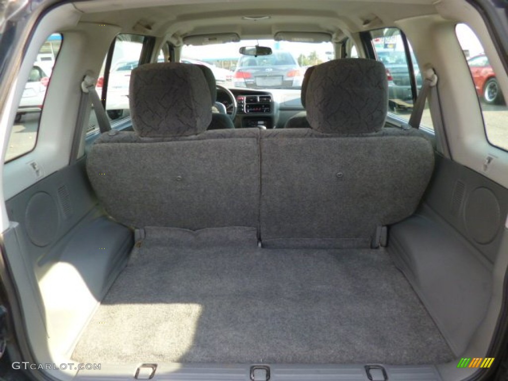 2001 Tracker LT Hardtop 4WD - Black / Medium Gray photo #12