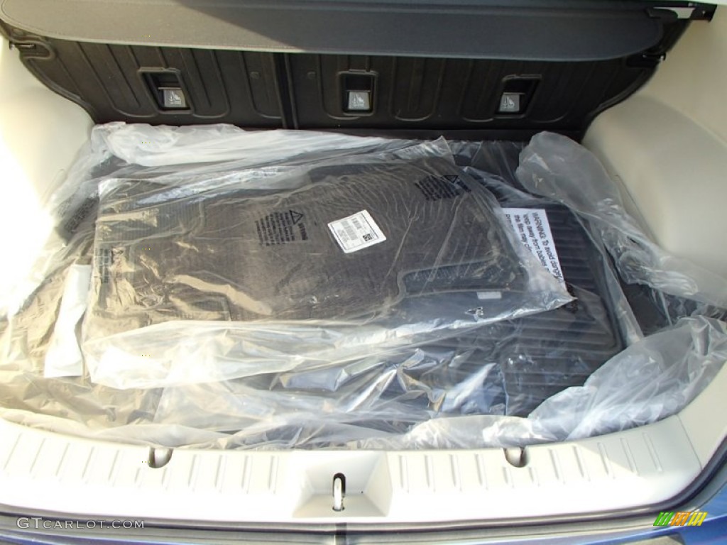 2014 XV Crosstrek 2.0i Premium - Quartz Blue Pearl / Ivory photo #8