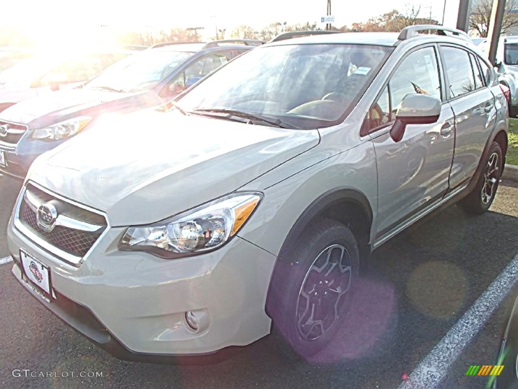 2014 XV Crosstrek 2.0i Limited - Desert Khaki / Black photo #1