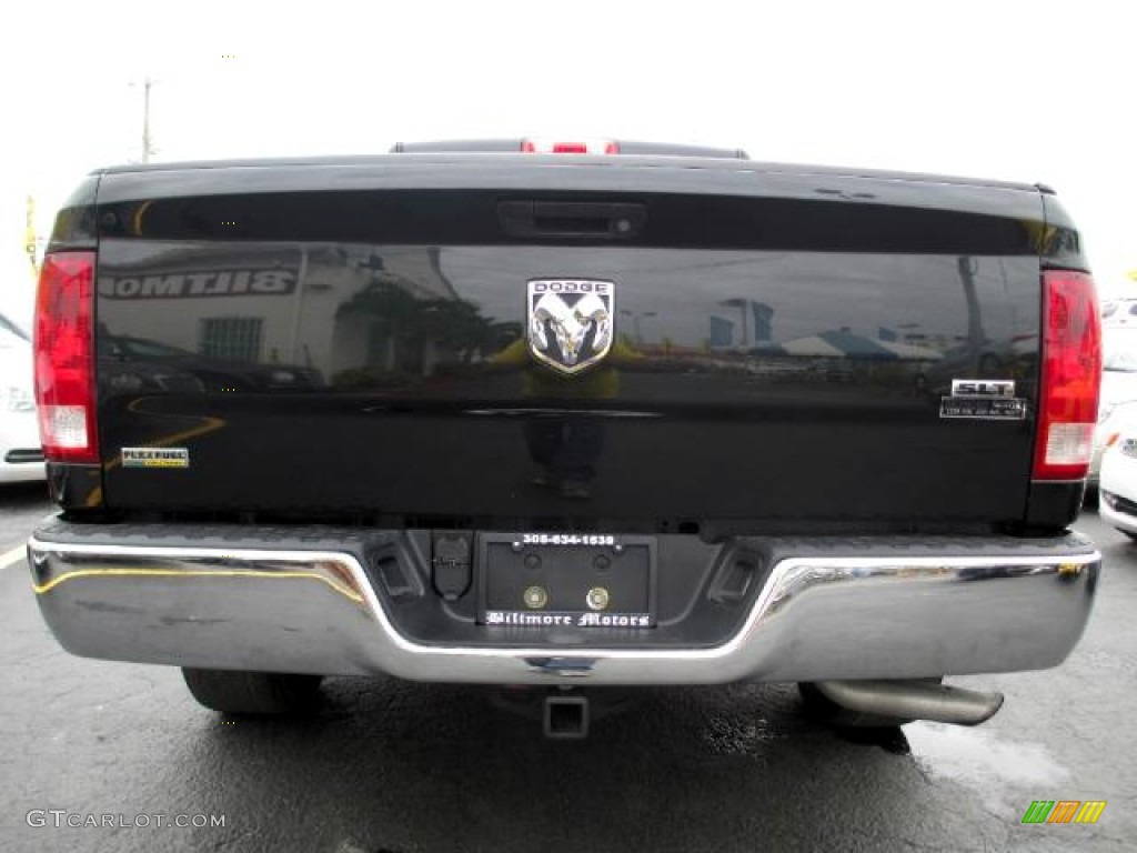 2010 Ram 1500 SLT Quad Cab - Brilliant Black Crystal Pearl / Dark Slate Gray photo #5