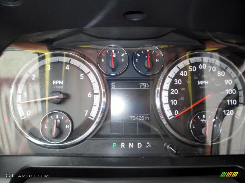 2010 Ram 1500 SLT Quad Cab - Brilliant Black Crystal Pearl / Dark Slate Gray photo #15