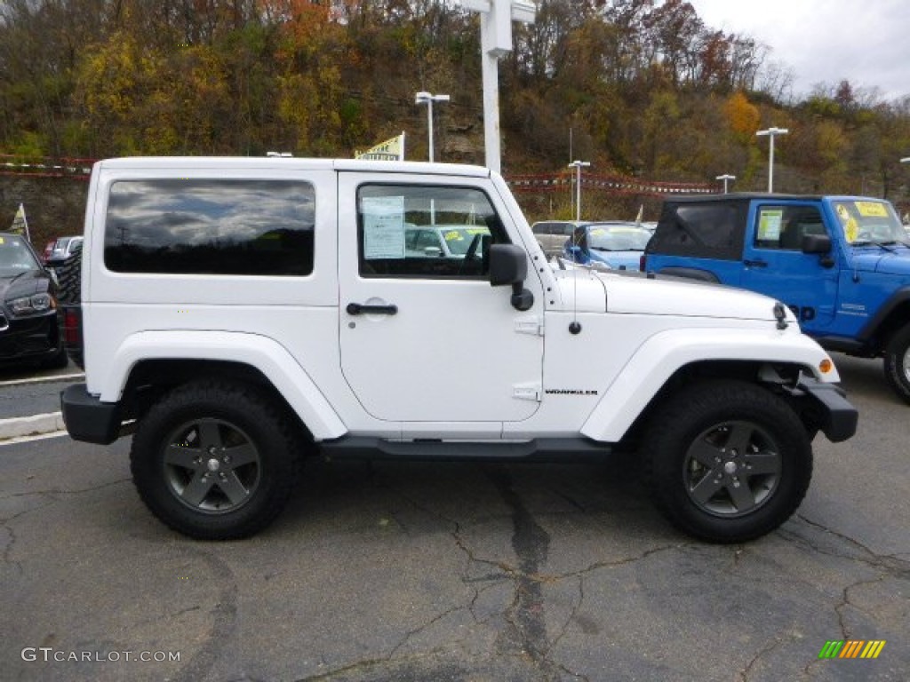 2011 Wrangler Mojave 4x4 - Bright White / Black/Dark Saddle photo #6