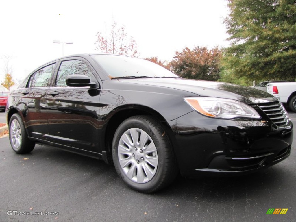 2014 200 LX Sedan - Black Clear Coat / Black/Light Frost Beige photo #4