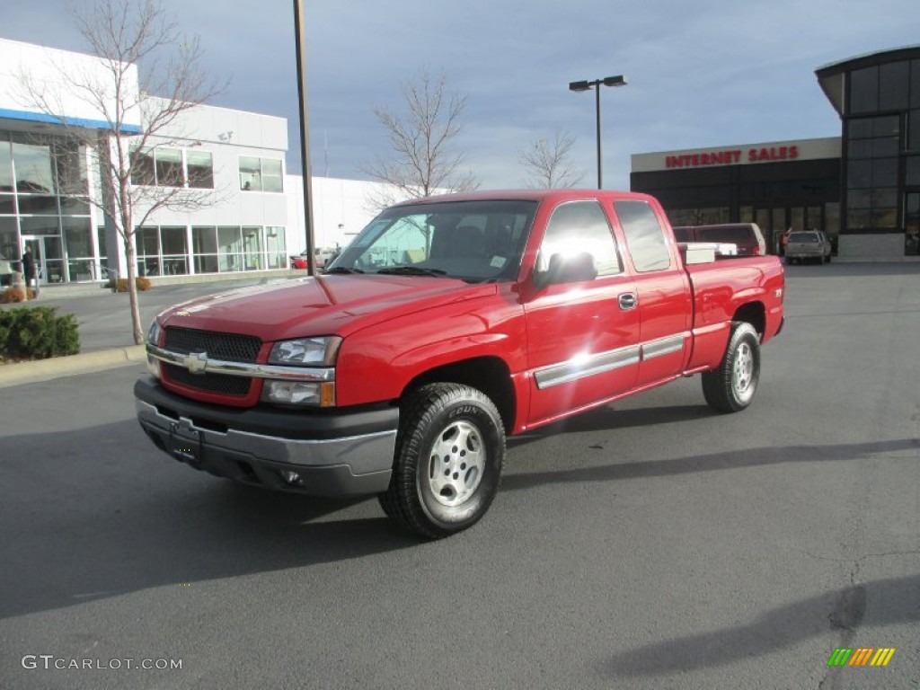 2004 Silverado 1500 Z71 Extended Cab 4x4 - Victory Red / Dark Charcoal photo #2