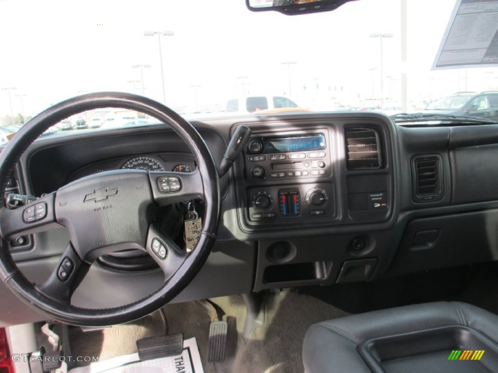 2004 Silverado 1500 Z71 Extended Cab 4x4 - Victory Red / Dark Charcoal photo #10