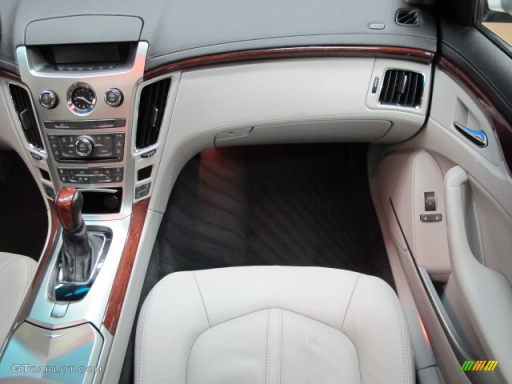 2009 CTS 4 AWD Sedan - Radiant Silver / Light Titanium/Ebony photo #27