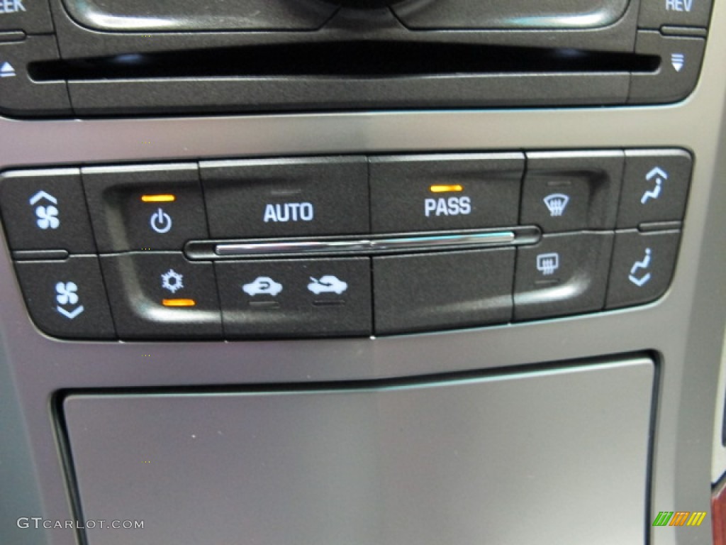 2009 CTS 4 AWD Sedan - Radiant Silver / Light Titanium/Ebony photo #32