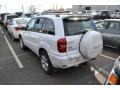 Super White - RAV4  Photo No. 3