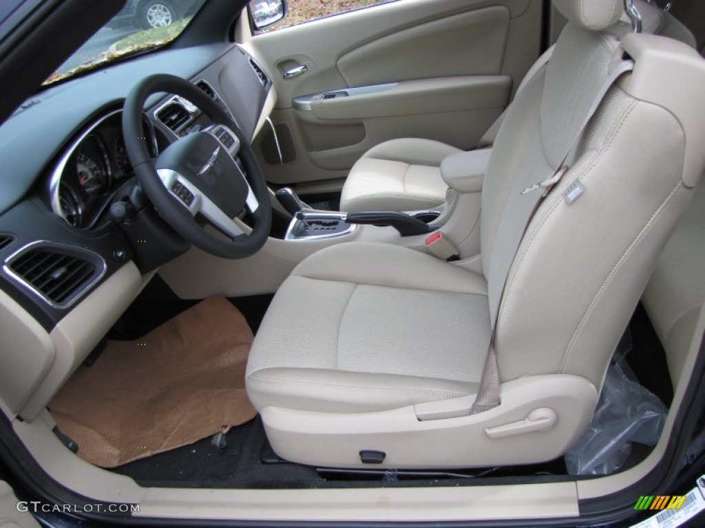 2014 Chrysler 200 Touring Convertible Front Seat Photo #87777458