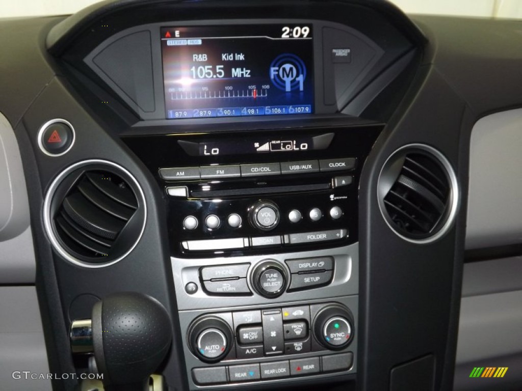 2014 Pilot EX - Modern Steel Metallic / Gray photo #14