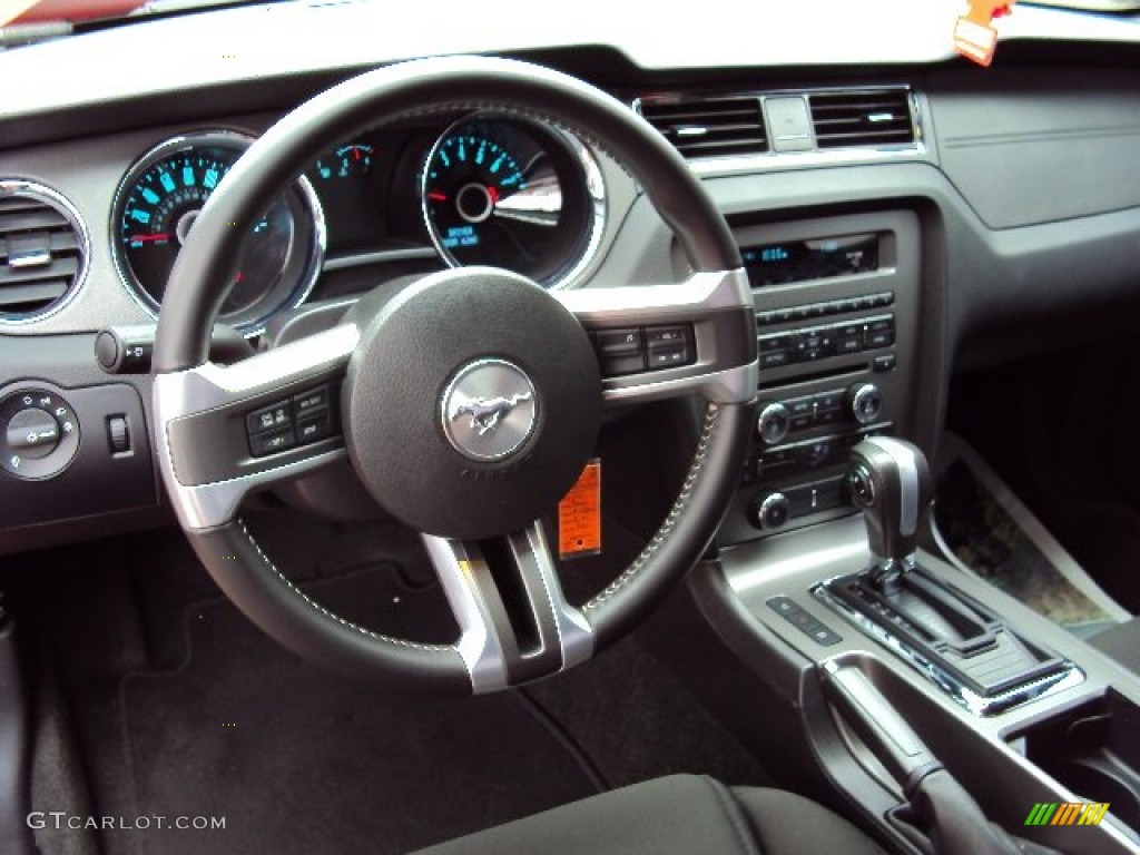 2014 Ford Mustang GT Coupe Charcoal Black Steering Wheel Photo #87783068