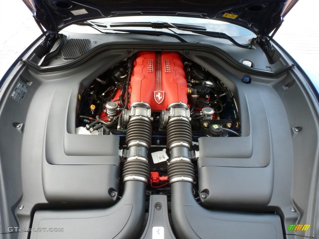 2011 Ferrari California Standard California Model Engine Photos