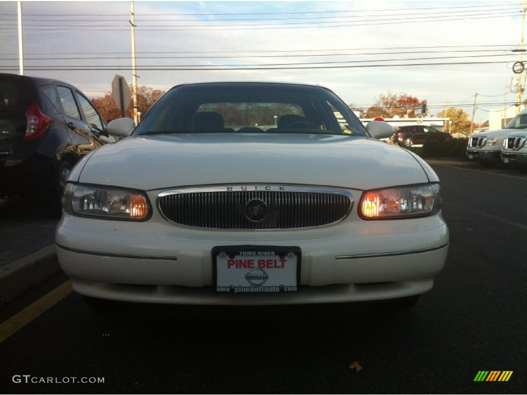 2002 Century Custom - White / Medium Gray photo #2