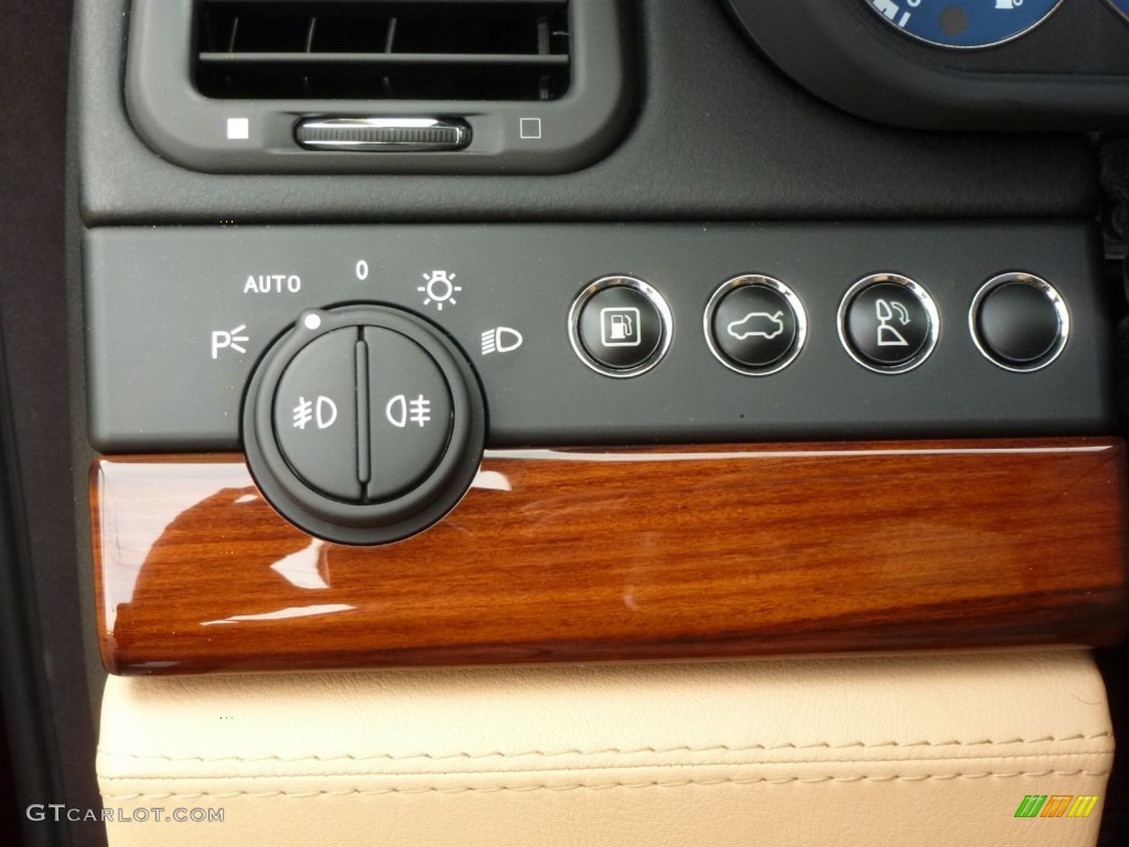 2008 Maserati Quattroporte Standard Quattroporte Model Controls Photo #87789605