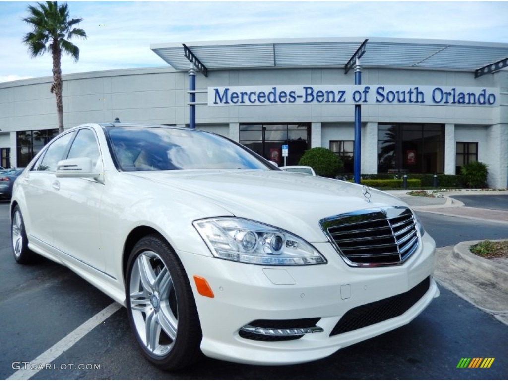 2013 S 550 Sedan - Diamond White Metallic / Cashmere/Savanna photo #1