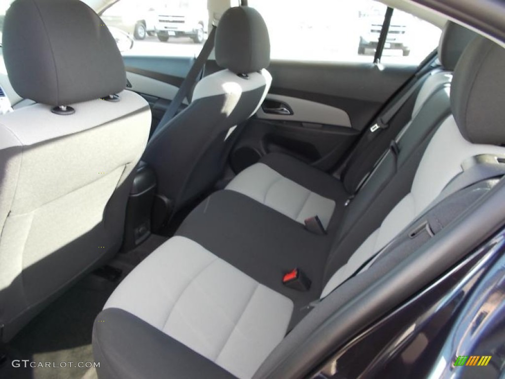 2014 Cruze LS - Blue Ray Metallic / Jet Black/Medium Titanium photo #8