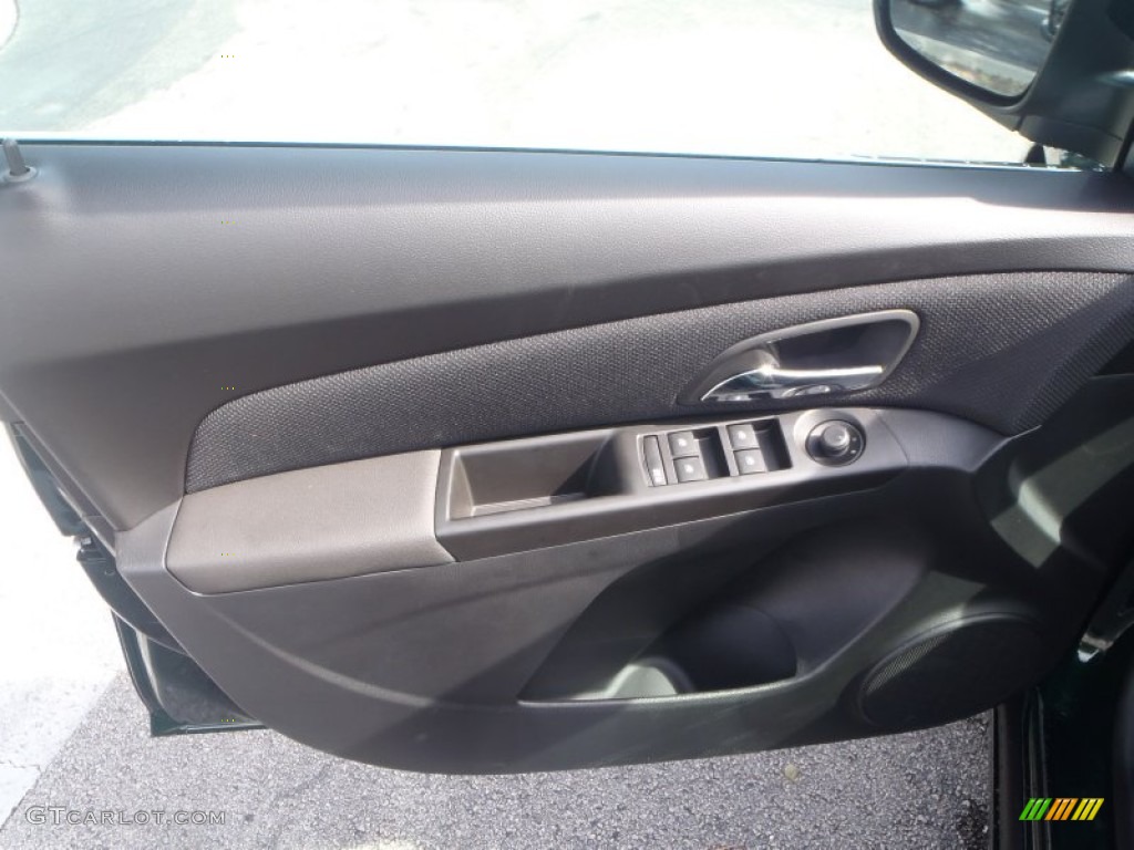2014 Cruze LT - Rainforest Green Metallic / Jet Black photo #8