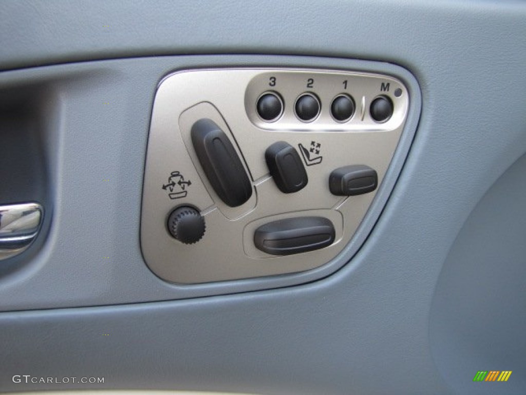 2007 Jaguar XK XK8 Convertible Controls Photo #87795832