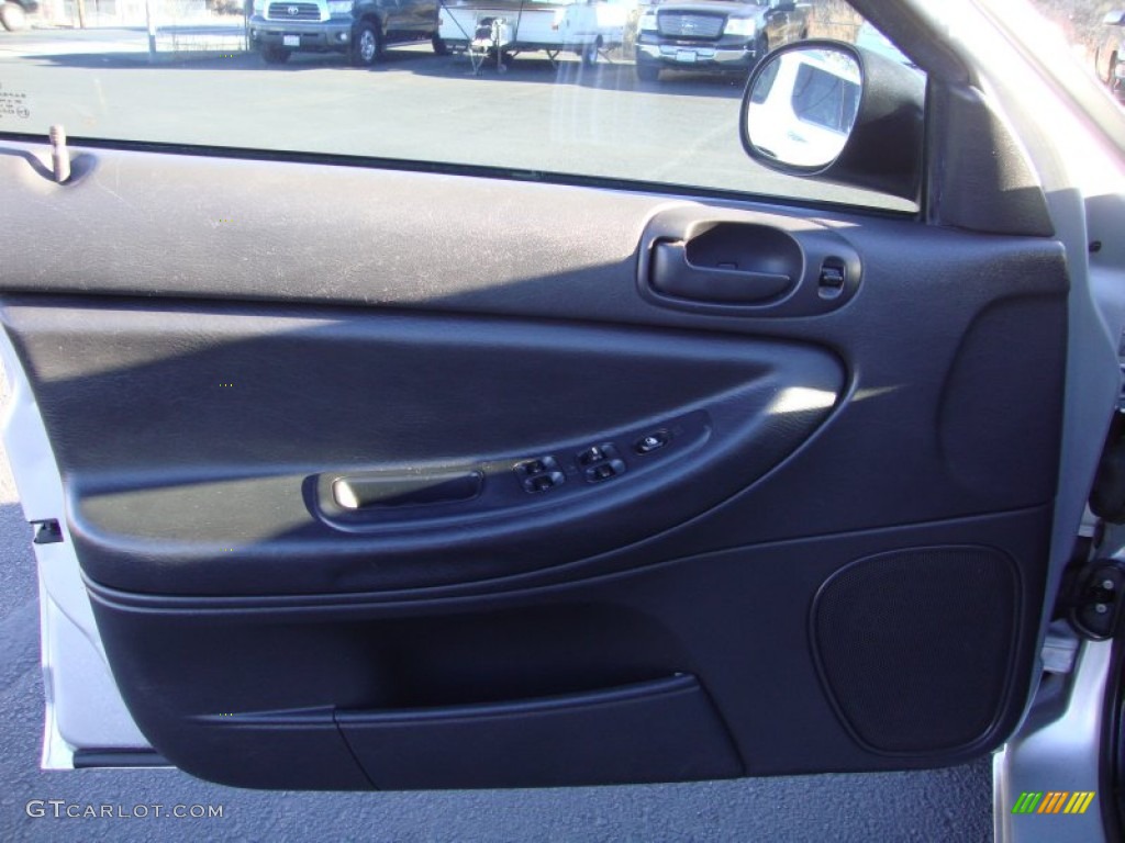 2006 Stratus SXT Sedan - Bright Silver Metallic / Dark Slate Grey photo #9