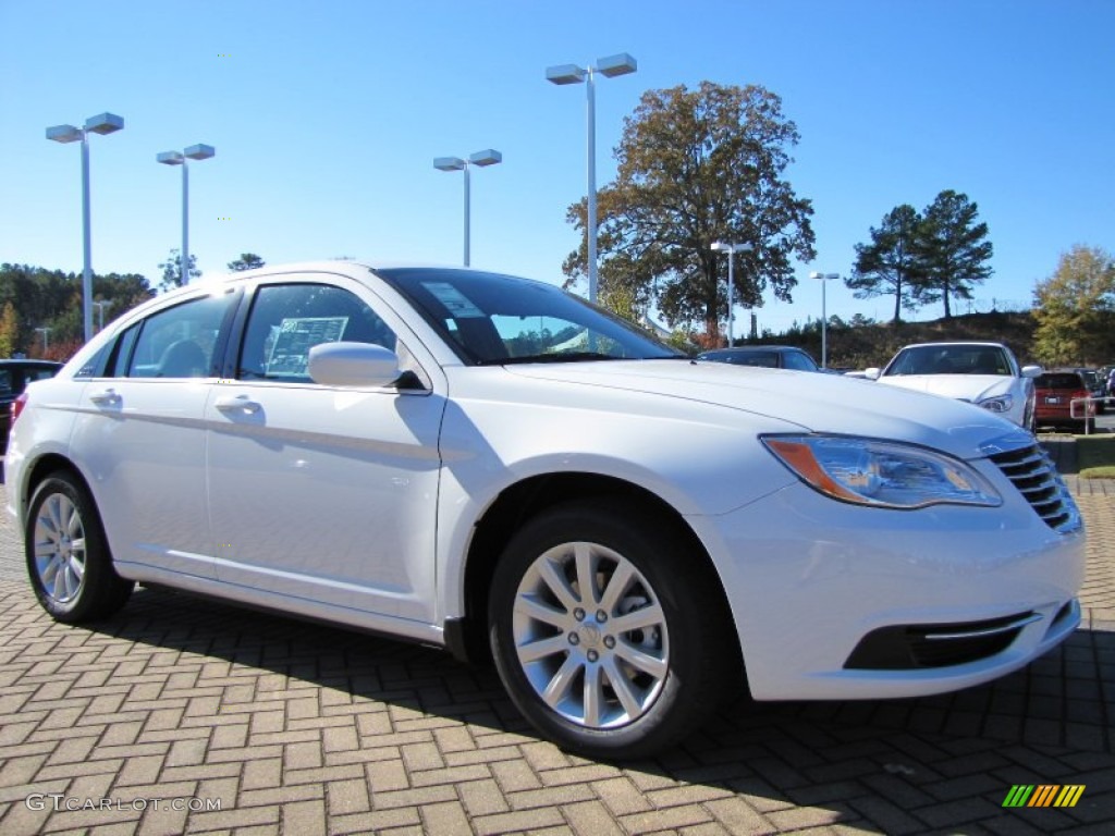 2014 200 Touring Sedan - Bright White / Black photo #4