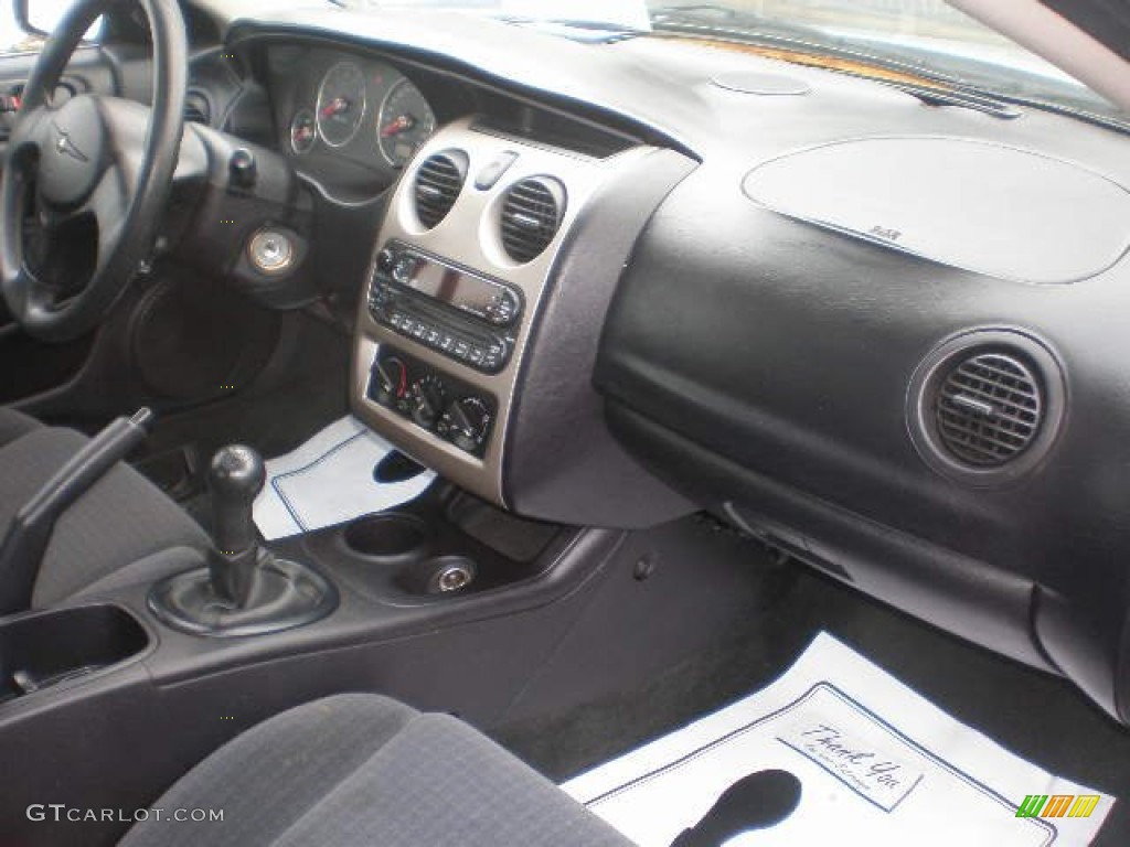 2003 Sebring LX Coupe - Ice Silver Pearlcoat / Black photo #15