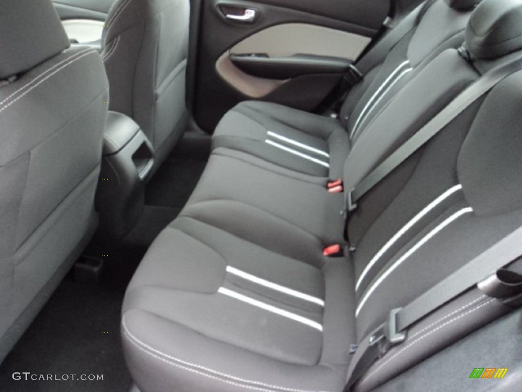 2014 Dodge Dart SXT Rear Seat Photos