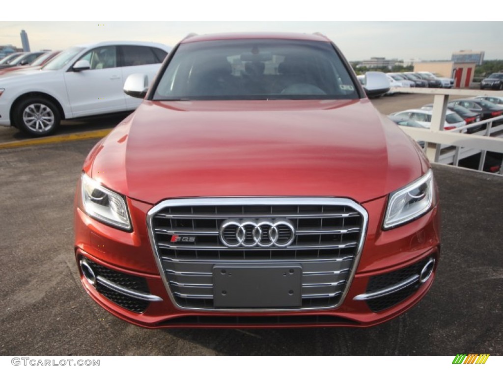 2014 SQ5 Premium plus 3.0 TFSI quattro - Volcano Red Metallic / Black photo #2