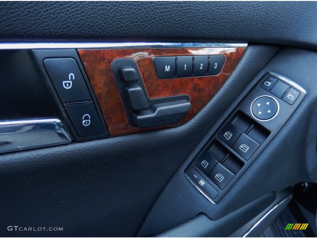 2010 Mercedes-Benz C 300 Luxury Controls Photo #87810301