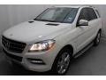 Arctic White - ML 350 4Matic Photo No. 3