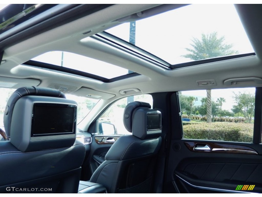 2014 Mercedes-Benz GL 550 4Matic Sunroof Photos