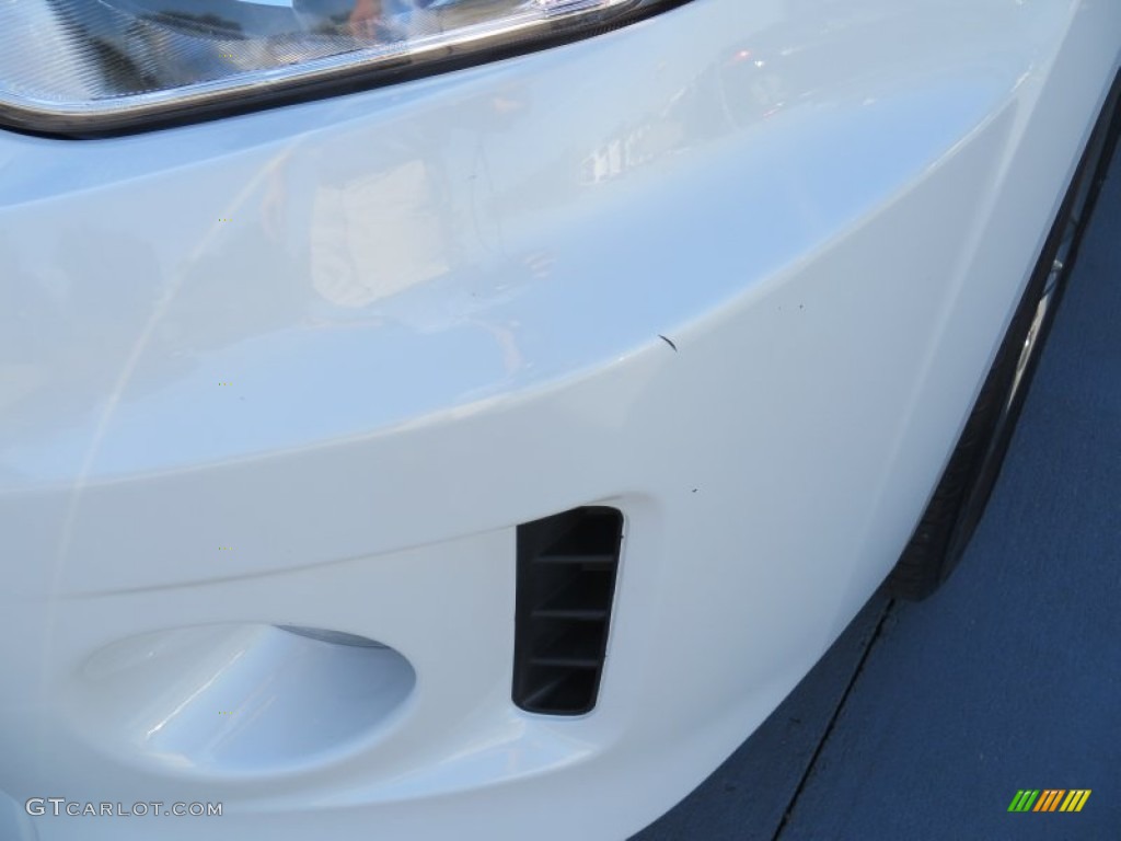 2011 Rogue S Krom Edition - Pearl White / Black photo #11