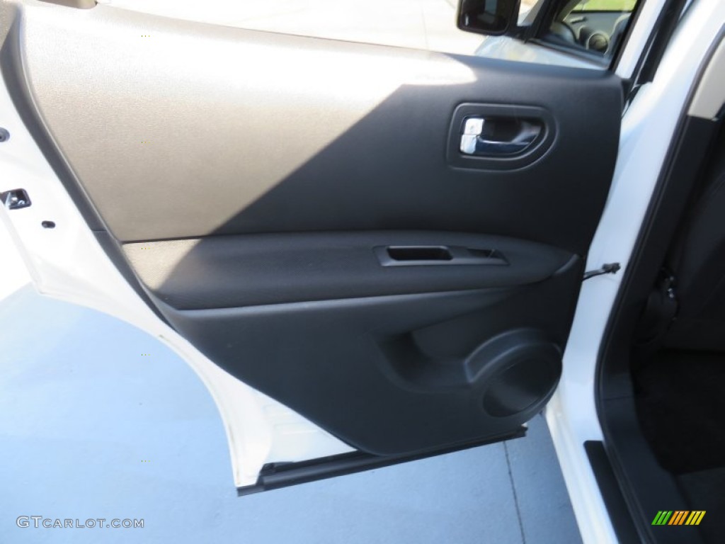 2011 Rogue S Krom Edition - Pearl White / Black photo #32