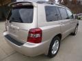 2005 Sonora Gold Pearl Toyota Highlander Limited 4WD  photo #2