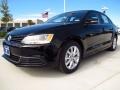 Black - Jetta SE Sedan Photo No. 3