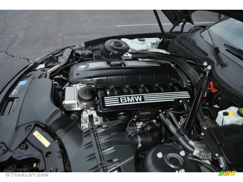 2009 BMW Z4 sDrive30i Roadster Engine Photos