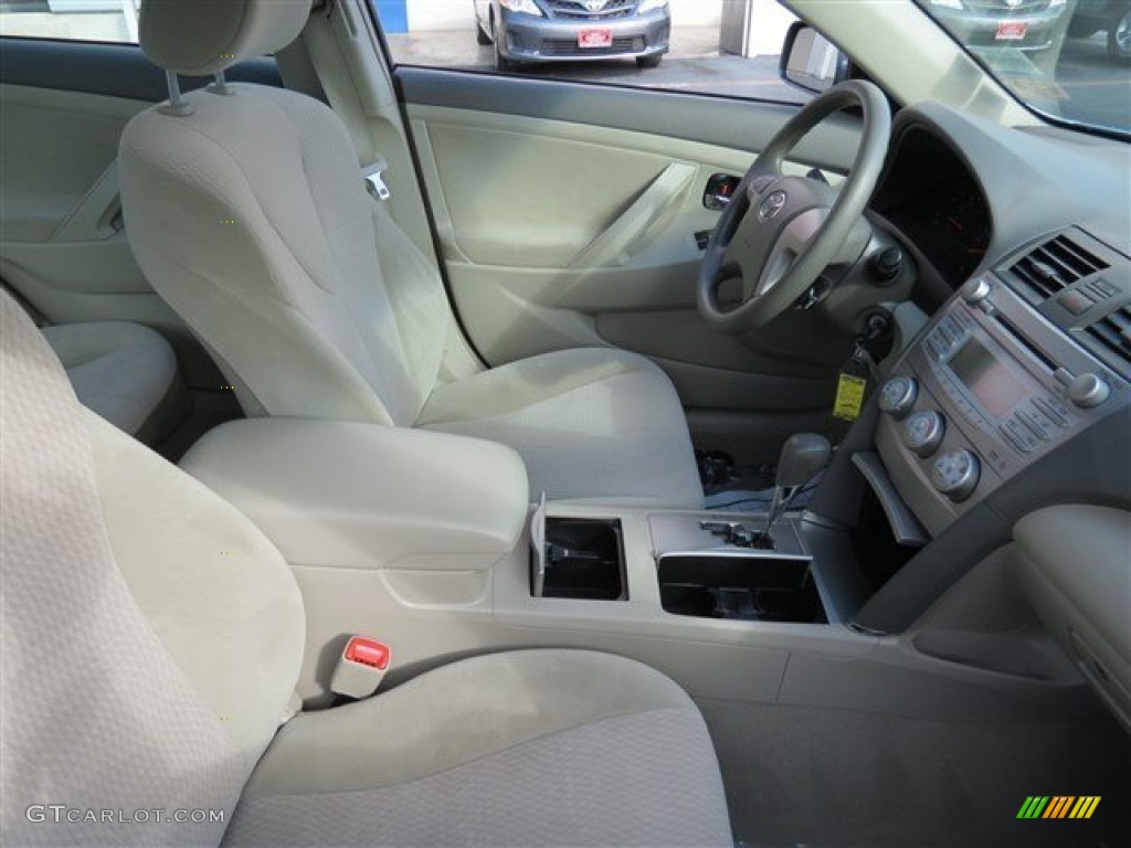 2011 Camry LE - Spruce Green Mica / Bisque photo #13