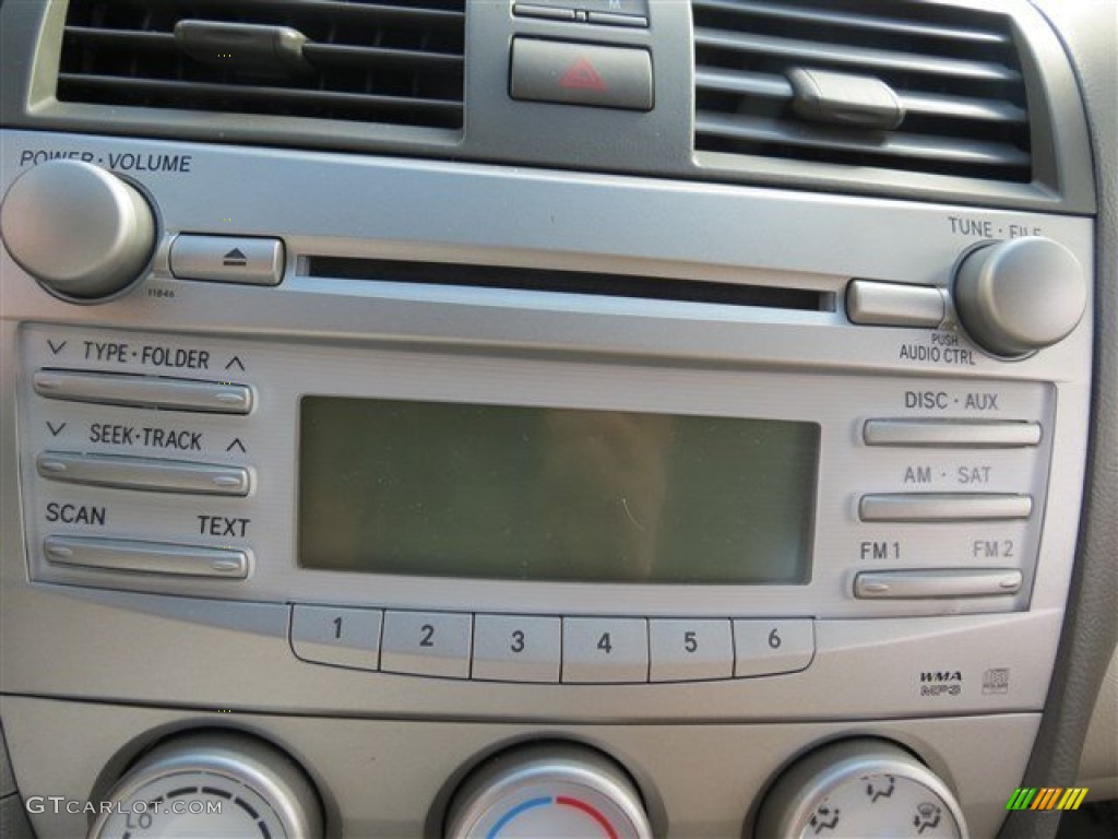 2011 Camry LE - Spruce Green Mica / Bisque photo #15