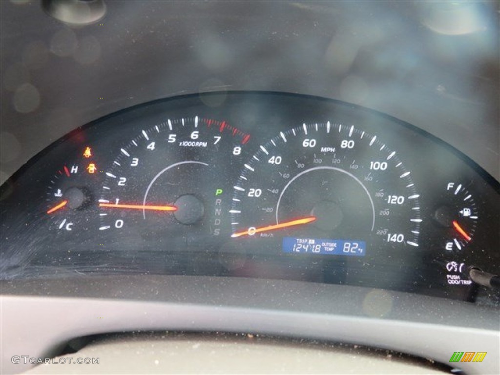 2011 Camry LE - Spruce Green Mica / Bisque photo #16