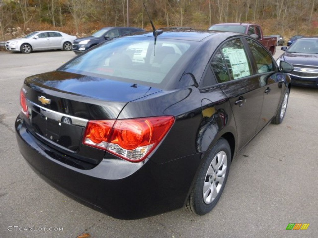 2014 Cruze LS - Black Granite Metallic / Jet Black/Medium Titanium photo #5