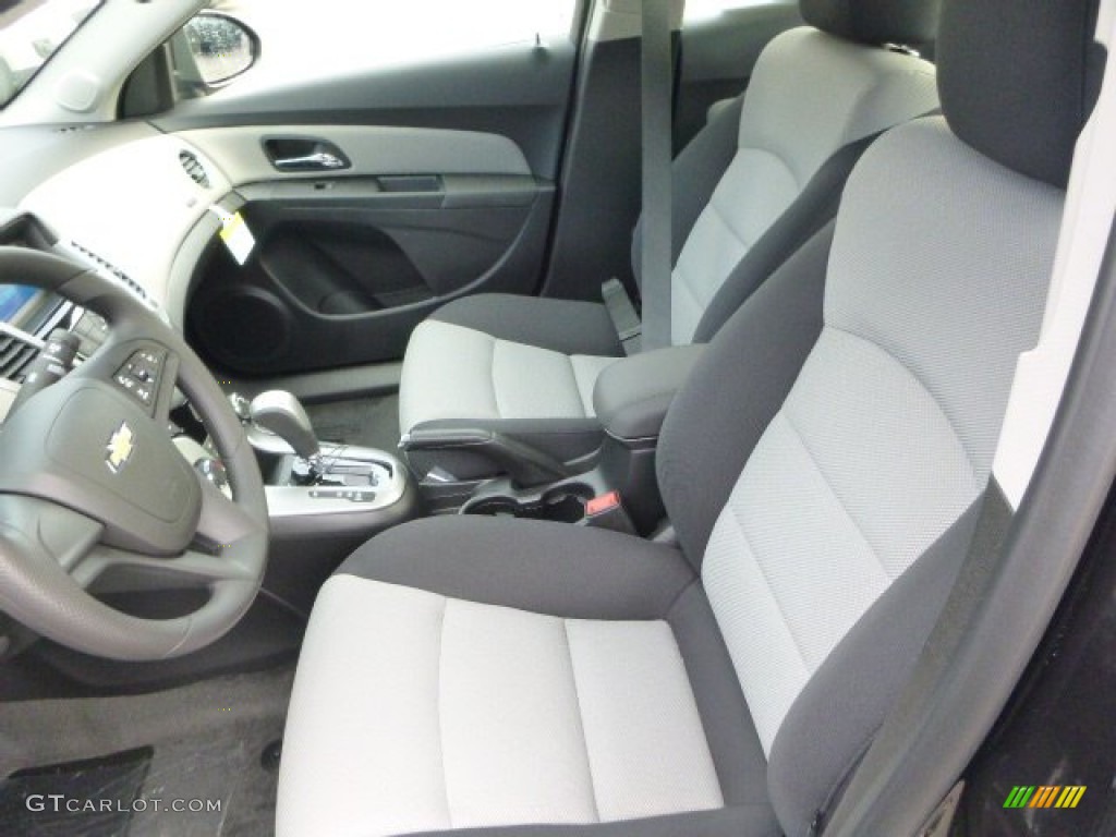 2014 Cruze LS - Black Granite Metallic / Jet Black/Medium Titanium photo #10