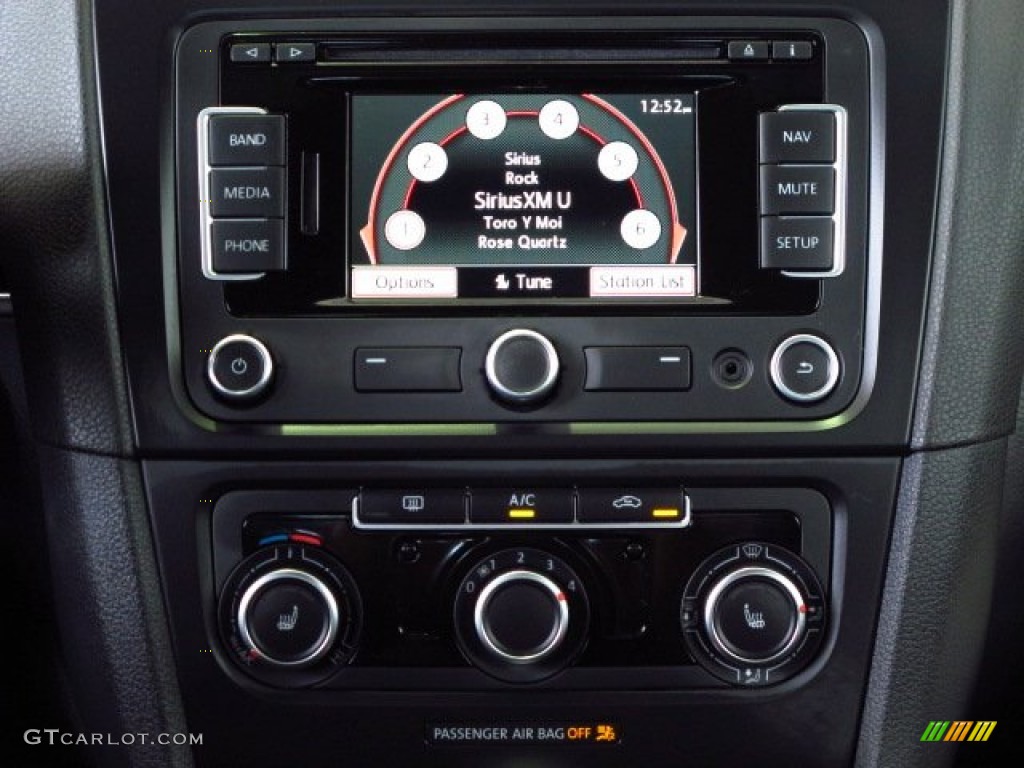 2014 Volkswagen GTI 4 Door Drivers Edition Controls Photo #87830339