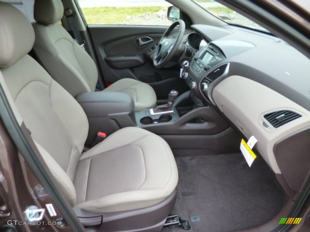 2014 Hyundai Tucson SE AWD Front Seat Photo #87836164