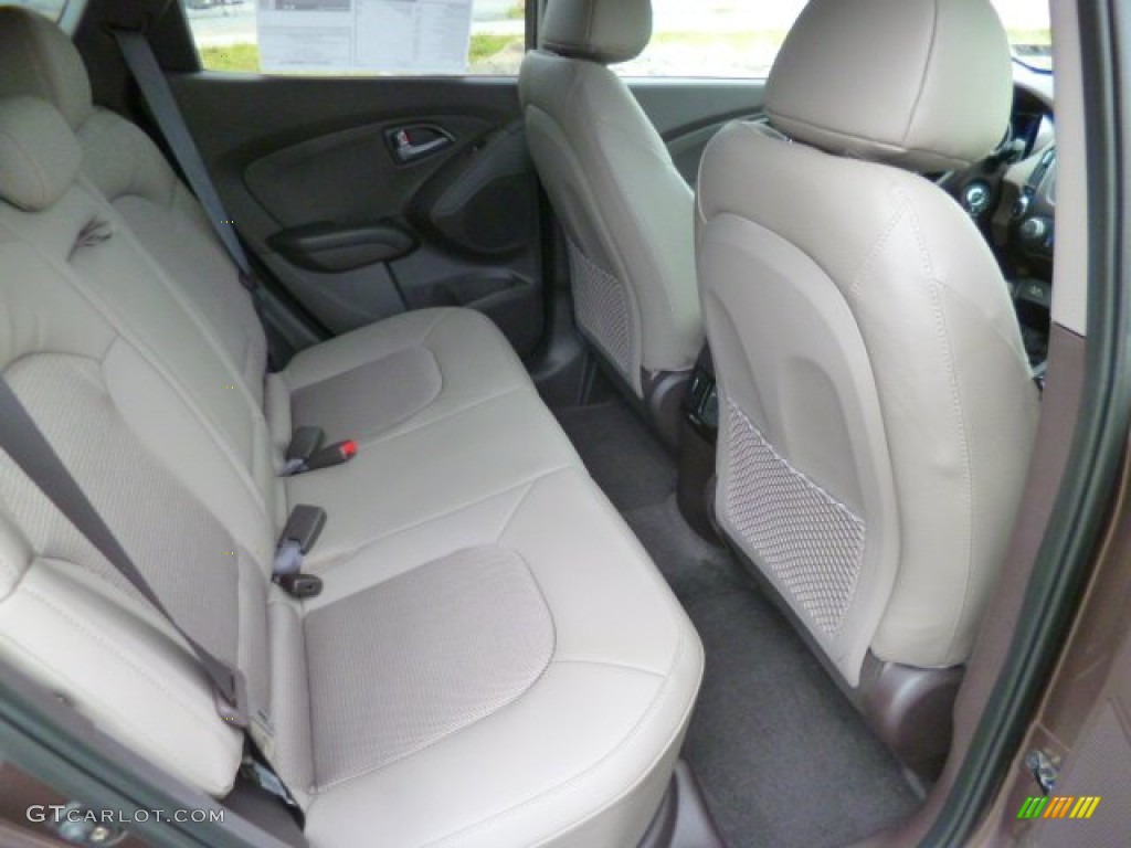 2014 Hyundai Tucson SE AWD Rear Seat Photo #87836178